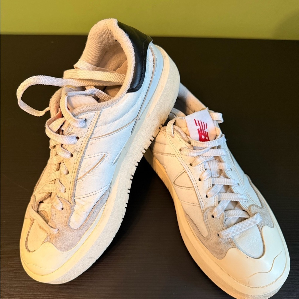 New Balance Cream and Black Men's Sneakers